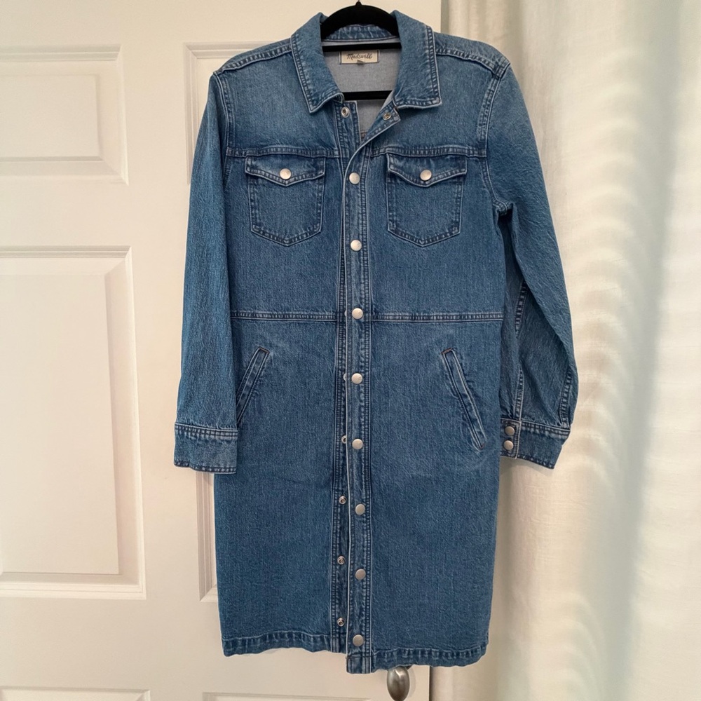 Madewell Light Blue Denim Button-Front dress